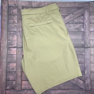 Lululemon Men’s Khaki Shorts 38
